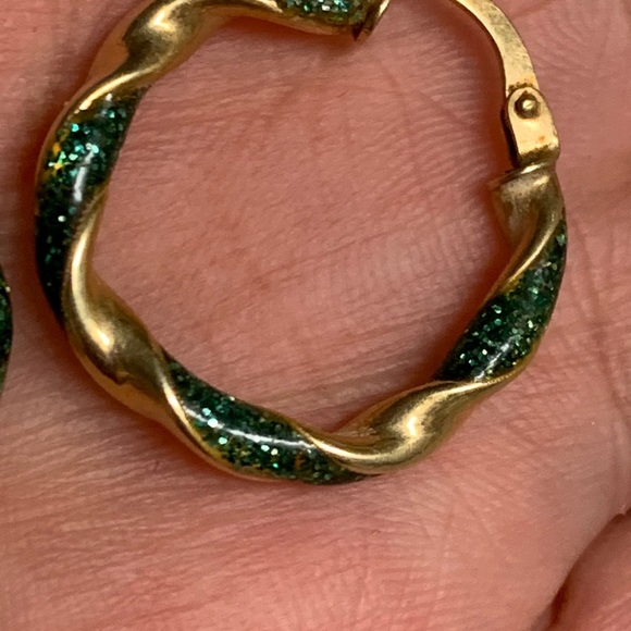 14K Vintage Yellow Gold Hoops 💚 - Picture 7 of 11